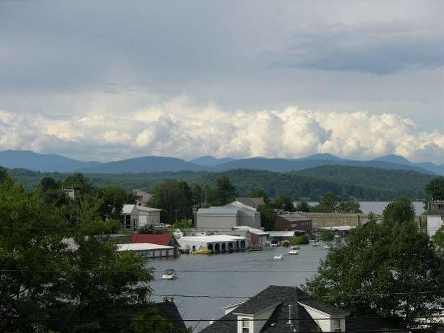 Bay 3* Weirs Beach